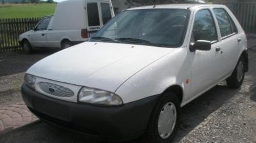 Dezmembrari Ford Fiesta 1.3 1999