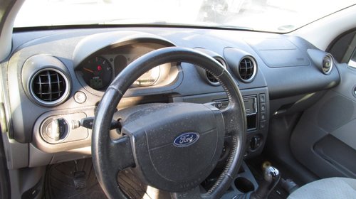 Dezmembrari Ford Fiesta 1.4TDCI din 2002