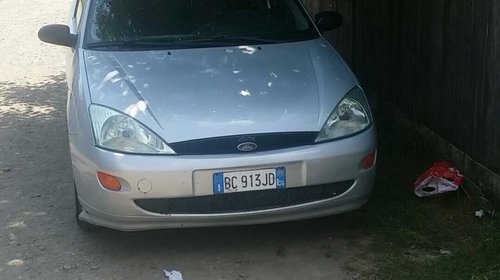 Dezmembrari ford focus 1.6 benzina