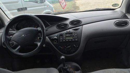 Dezmembrari Ford Focus I