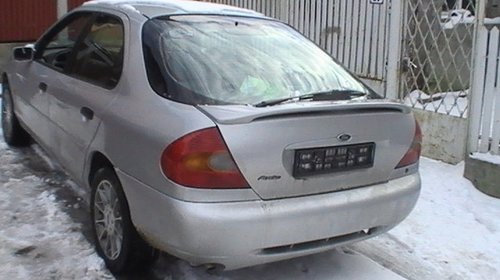 Dezmembrari ford mondeo mk2 2.0i 131 cp an 2000 volan stanga