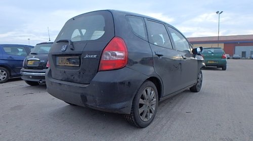 Dezmembrari Honda Jazz 1.3 benzina, an 2006