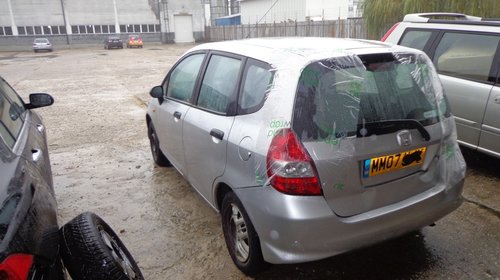 Dezmembrari Honda Jazz benzina 1.3 an 2007