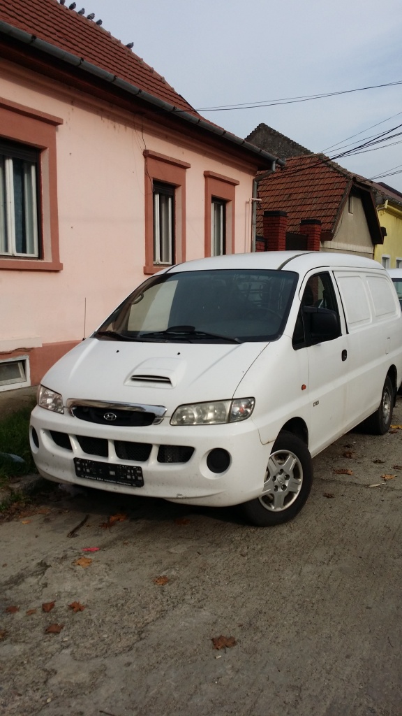 Dezmembrari Hyundai H1 2.5 CRDI 2004 Motor D4CB