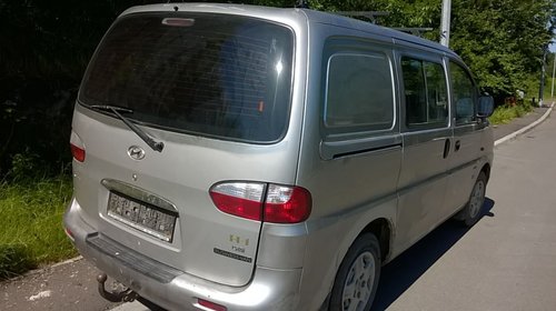 Dezmembrari Hyundai H1 / 2,5crdi 2004 / 140 cp