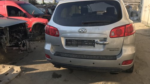 Dezmembrari Hyundai Santa Fe 4x4 2.2 CRDI 2008