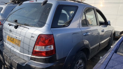 Dezmembrari Kia Sorento 2.5 crdi 4x4 2005