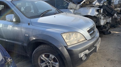 Dezmembrari Kia Sorento 2.5 crdi 4x4 2005