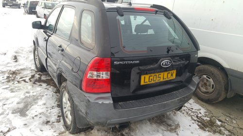 Dezmembrari Kia Sportage 2005 2.0 crdi 4x4 5+1 viteze