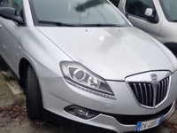 Dezmembrari Lancia delta an fabricatie 2010 motor 1,6 diesel cutie viteze faruri bara trager radiatoare usi