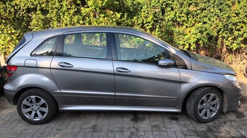 Dezmembrari Mercedes B Class B200 Benzina Tur