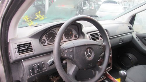 Dezmembrari Mercedes B180 2.0CDI din 2006