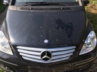 Dezmembrari Mercedes B200 w245 2005