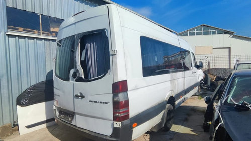 Dezmembrari Mercedes-Benz Sprinter 515 2.2 CD