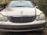 Dezmembrari Mercedes C class C200 CDI w203 2002