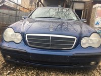 Dezmembrari Mercedes C class C200 CDI w203 2003