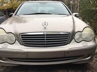 Dezmembrari Mercedes C class w203 2001-2006