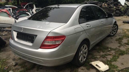 Dezmembrari Mercedes C Class W204