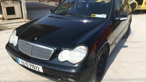 Dezmembrari Mercedes C180 W203