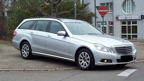 Dezmembrari Mercedes E-class W212 2011