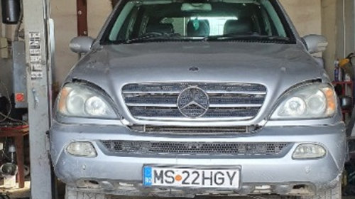 Dezmembrari Mercedes M-Class W163 2003 SUV 2.