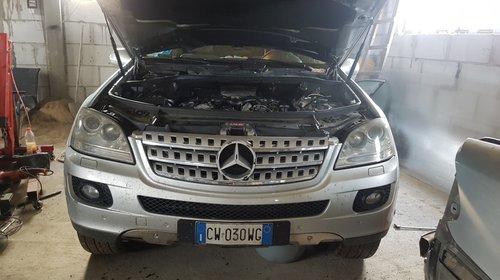 Dezmembrari Mercedes Ml 320 W164