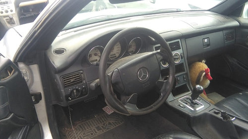 Dezmembrari Mercedes SLK200 2.0B 2001