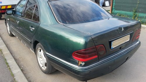 Dezmembrari Mercedes W210 E-class E220CDI