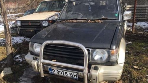 Dezmembrari Mitsubishi Pajero