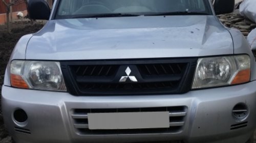 Dezmembrari Mitsubishi Pajero