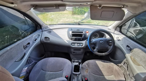 Dezmembrari Nissan Almera 2001 hatchback 1.8