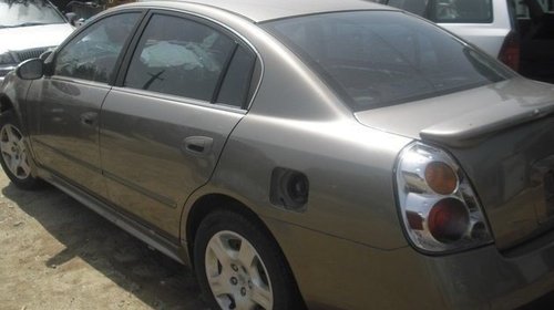 Dezmembrari Nissan Altima 2003