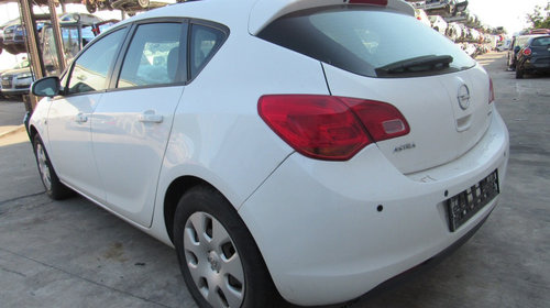 Dezmembrari Opel Astra 1.7CDTI din 2013