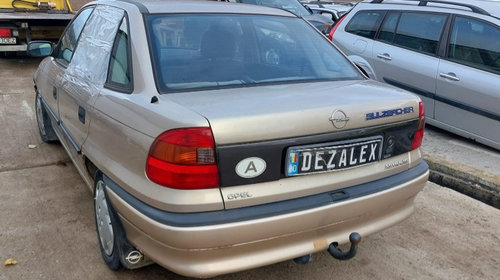 Dezmembrari Opel Astra F 1.6 Benzina