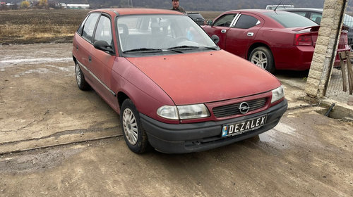 Dezmembrari Opel Astra F 1999 / 1.6 Benzina