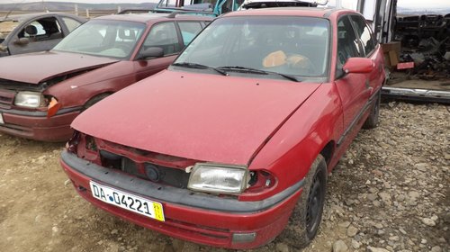 Dezmembrari Opel Astra F an 97 1,4 automat.