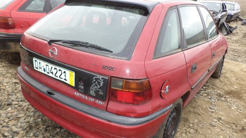 Dezmembrari Opel Astra F an 97 1,4 automat.