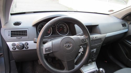 Dezmembrari Opel Astra H 1.7CDTI din anul 2005