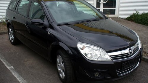 Dezmembrari Opel Astra H Break