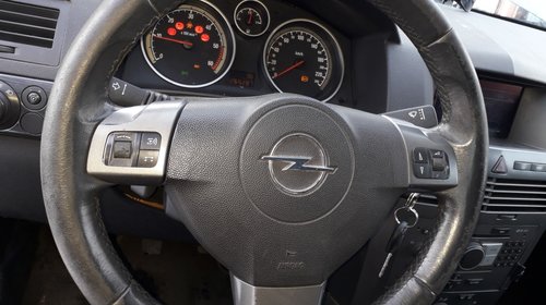 Dezmembrari Opel Astra H combi , 2005, 1.9diesel Z19DTH 150cp cod culoare Z20N