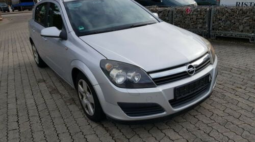 Dezmembrari Opel Astra H motor 1.6 benzină cod Z16XEP