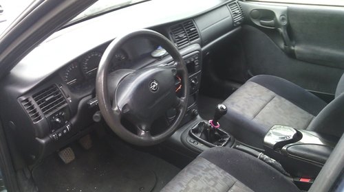 Dezmembrari Opel Vectra B 1.6 16V