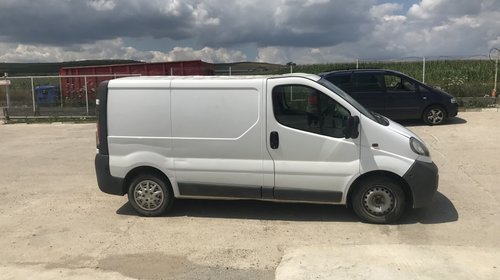 Dezmembrari opel vivaro 1,9 dti 101cp anul 2005 tip motor f9Q760