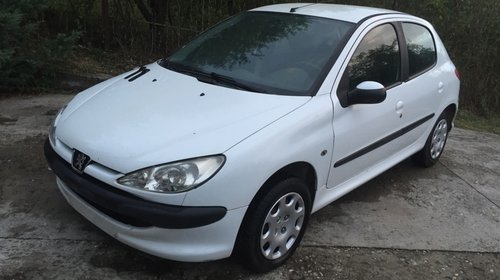 Dezmembrari PEUGEOT 206 1.4 HDI 68cp,2.0 HDI 90cp si 1.6 16v 109cp 2 si 4 usi