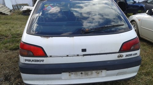 Dezmembrari peugeot 306 xr 1.4 1994-1997