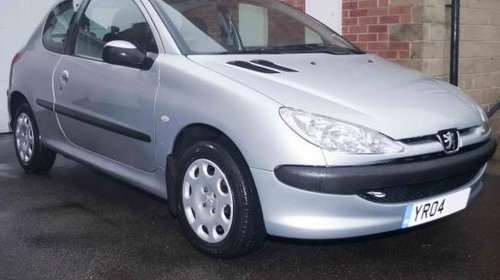 Dezmembrari Peugeot 206 1.4 benzina 2004