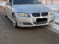 Dezmembrari piese Bmw E90 FACELIFT an 2010 motor 2.0 N47D20A Consola centrala Racitor gaze Termoflot Antena Panou Sigurante Carcasa filtru Kit pornire vas expansiune