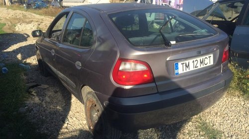 Dezmembrari Reanult Megane 1 , 1.6 16v an 2001