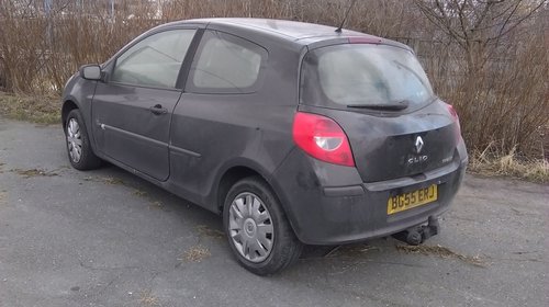 Dezmembrari Renault Clio 3 1.5 DCI