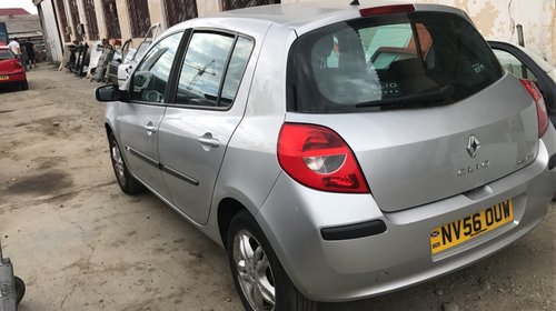 Dezmembrari Renault Clio 3 2007 1.4 16 v